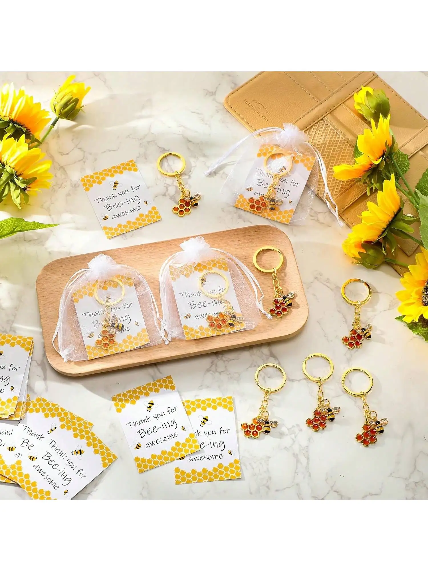 12er-Set Geschenkset zur Anerkennung von Bienen-Mitarbeitern, niedliche Bienen-Schlüsselanhänger, Dankeskarten, Organzabeutel, inspirierende Geschenke für Kollegen – Detail 4