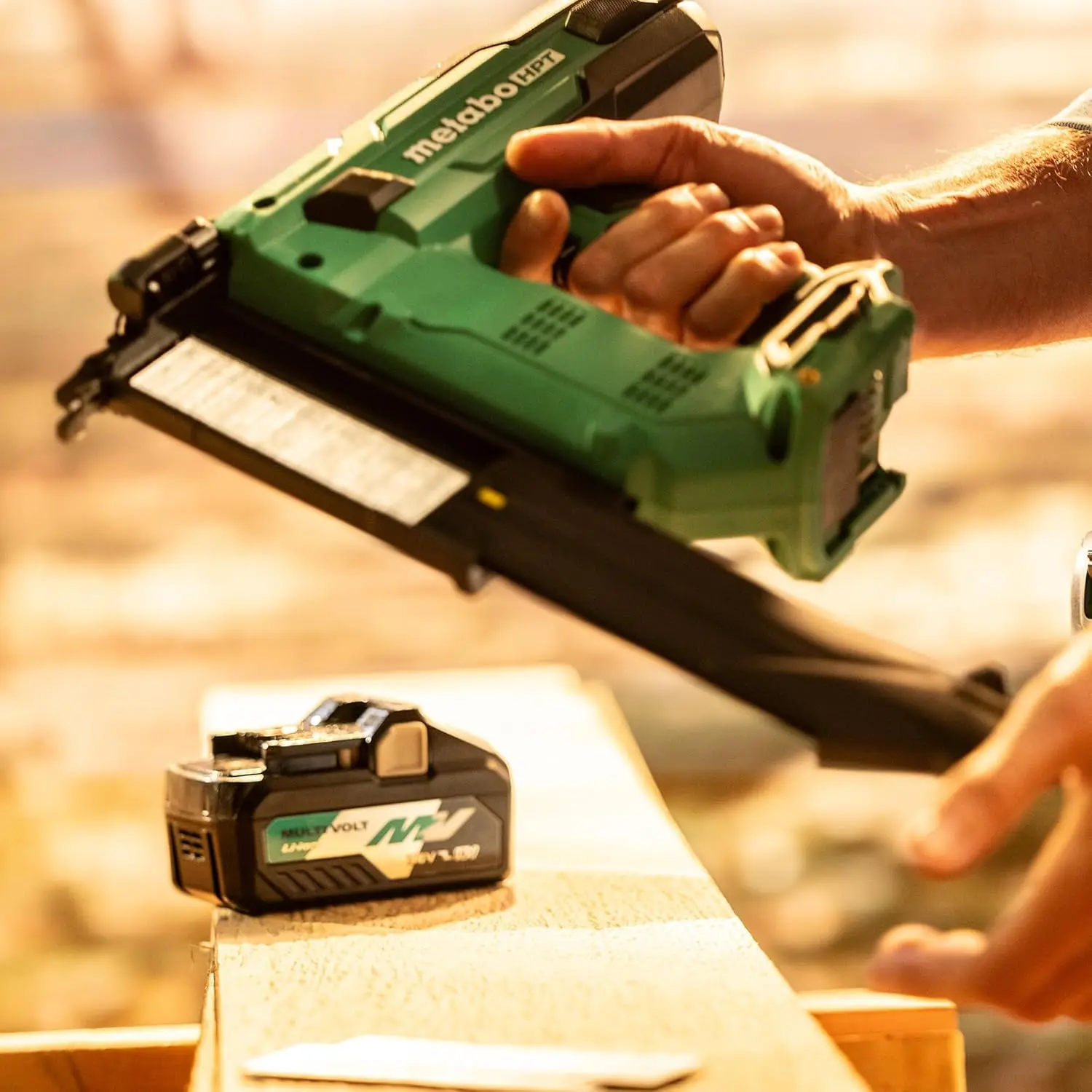 18V Multivolt™ 18-Ga Compact Cordless Brad Nailer Kit, Includes 1-18V 2.0 Ah Battery, Nt1850Dg