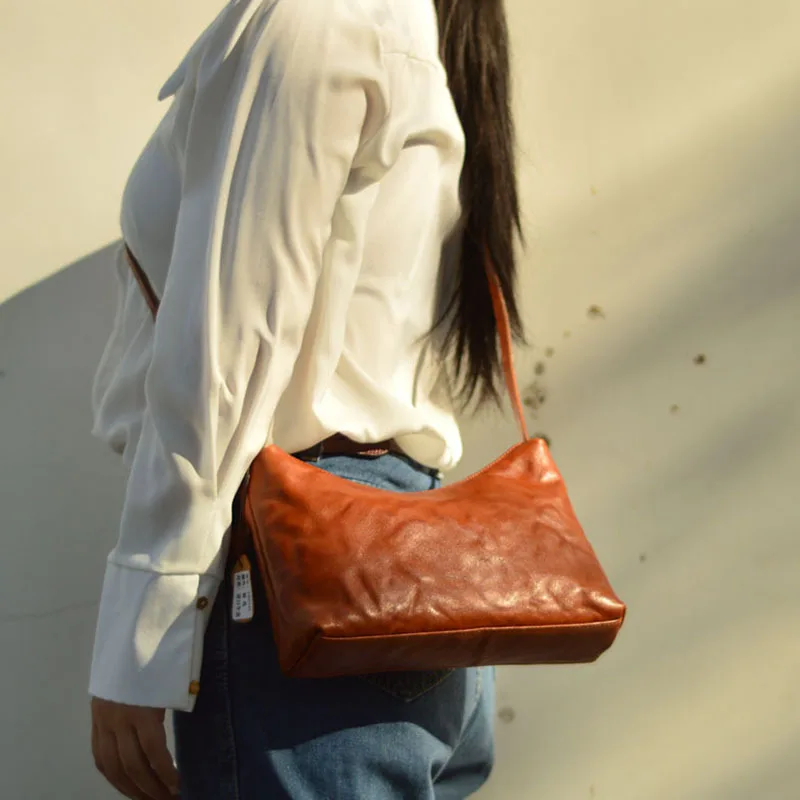 

AETOO Grab кожаная сумка для пельменей на одно плечо Женская сумка-тоут из воловьей кожи растительного дубления под мышками Повседневная пригородная сумка