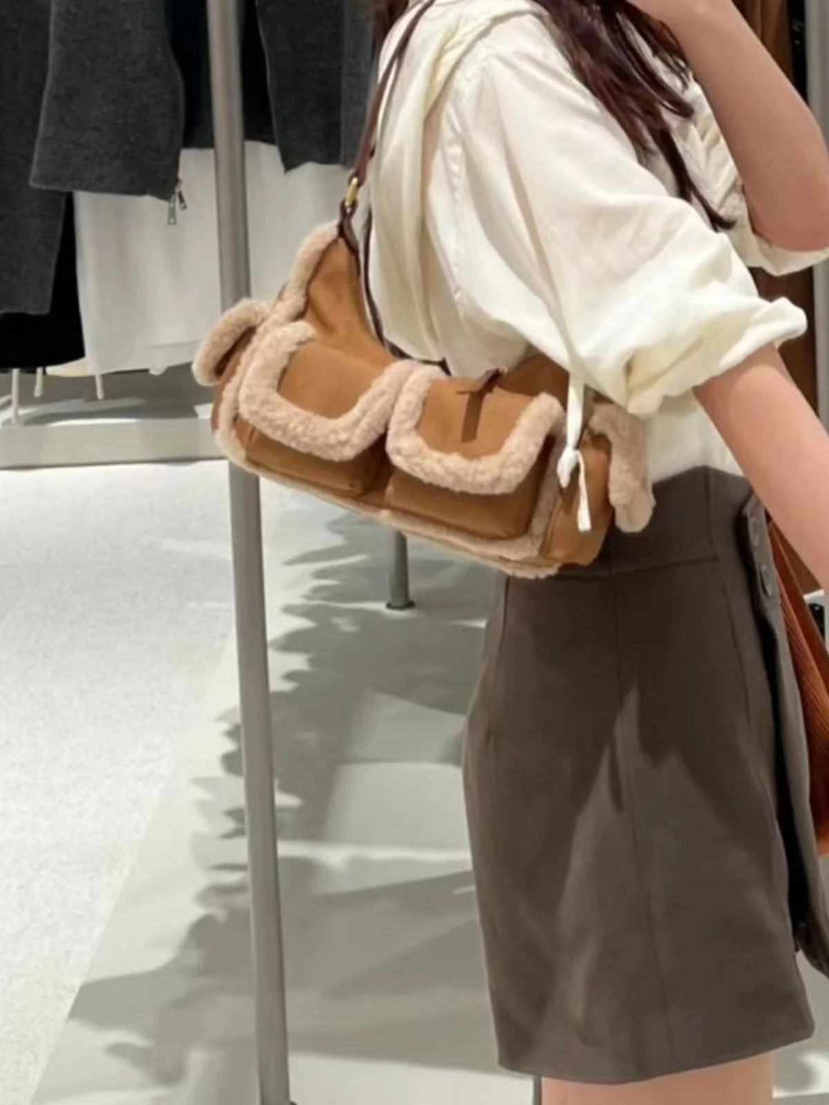 

Высококачественная сумка на плечо из меха ягненка, многоэтажная сумка для пельменей в стиле ретро в стиле пэчворк для осени и зимы, сумка-тоут Faion