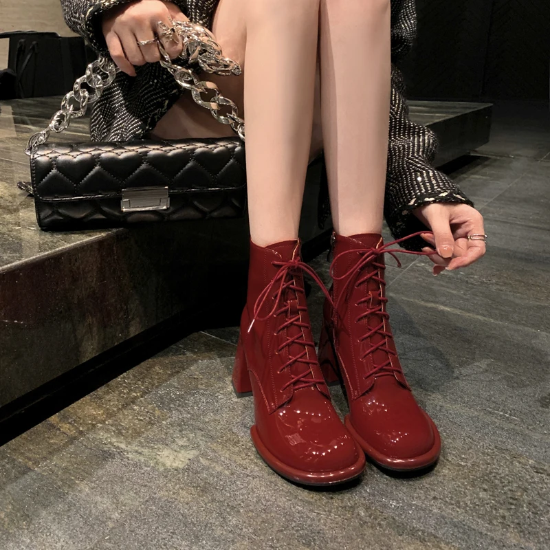2025 Women High Heels New Fashion Simple Fashion Boots Outdoor Trend Walking Short Boots Short Shoes Luxury Comfy boot