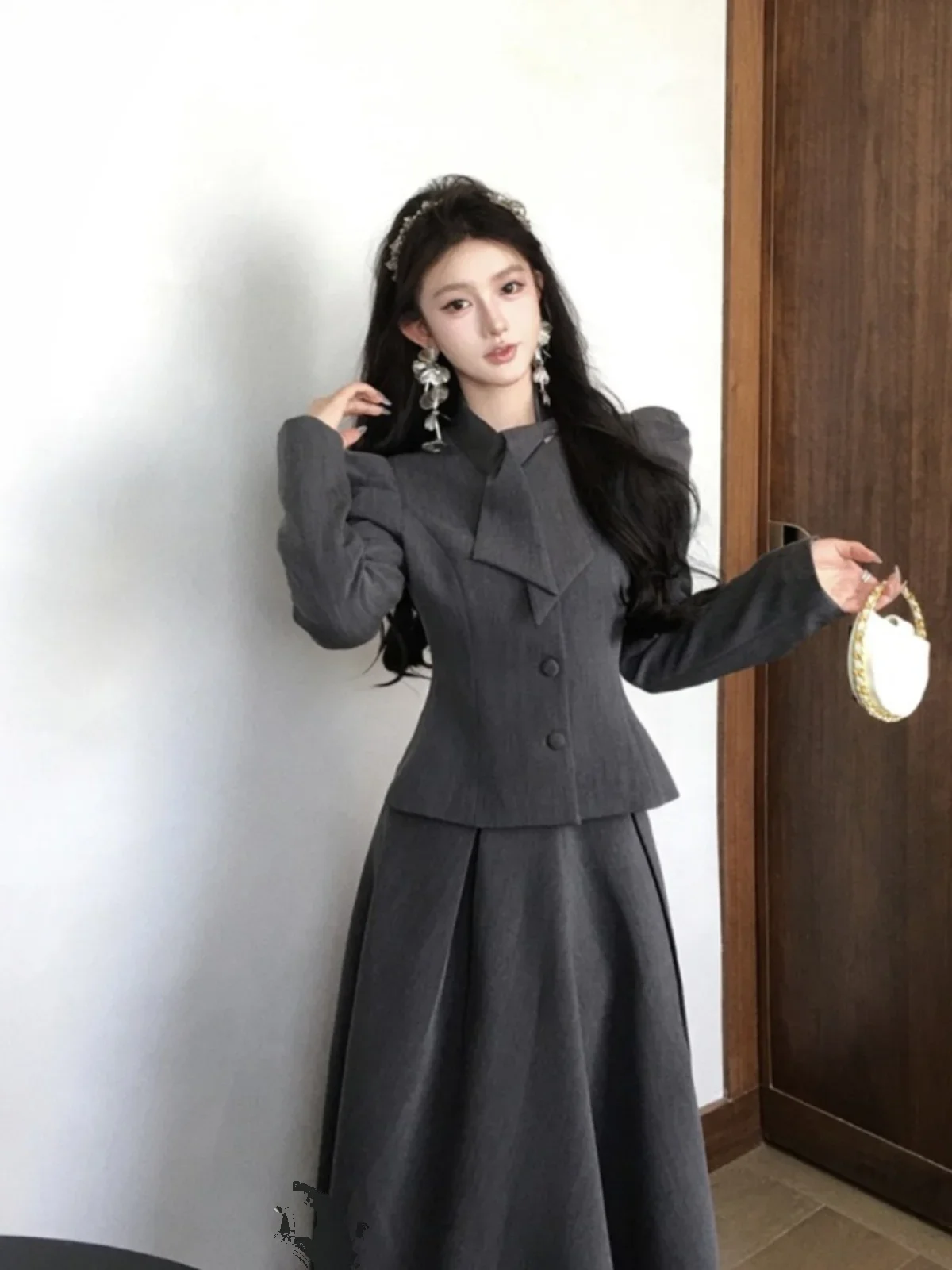 

Slimming Suit Jacket and High Waist Skirt Two Piece Set for Women Fashionable Vintage Style Spring Autumn Collection