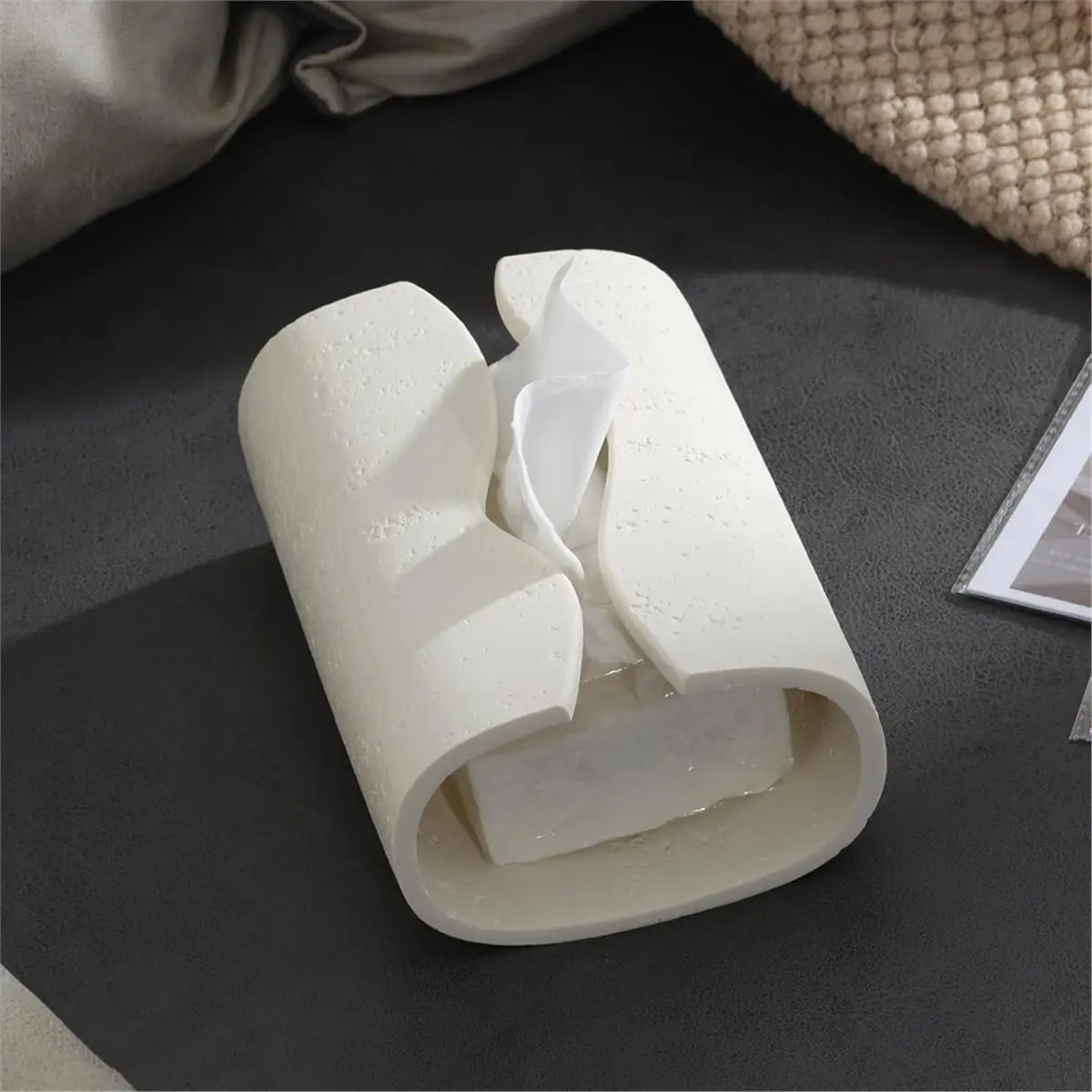Tissue Box Cover Rectangle, Luxurious Tissue Box, Home Decor Look Paper Holder Dispenser for Living Room Hotel