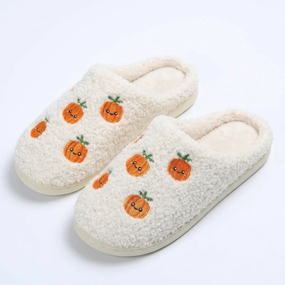 Non-Slip Soft Halloween Plush Slippers Cute Warm Ghost Pumpkin Slippers Lovely Thick Sole Winter Fluffy Slides Halloween view 5