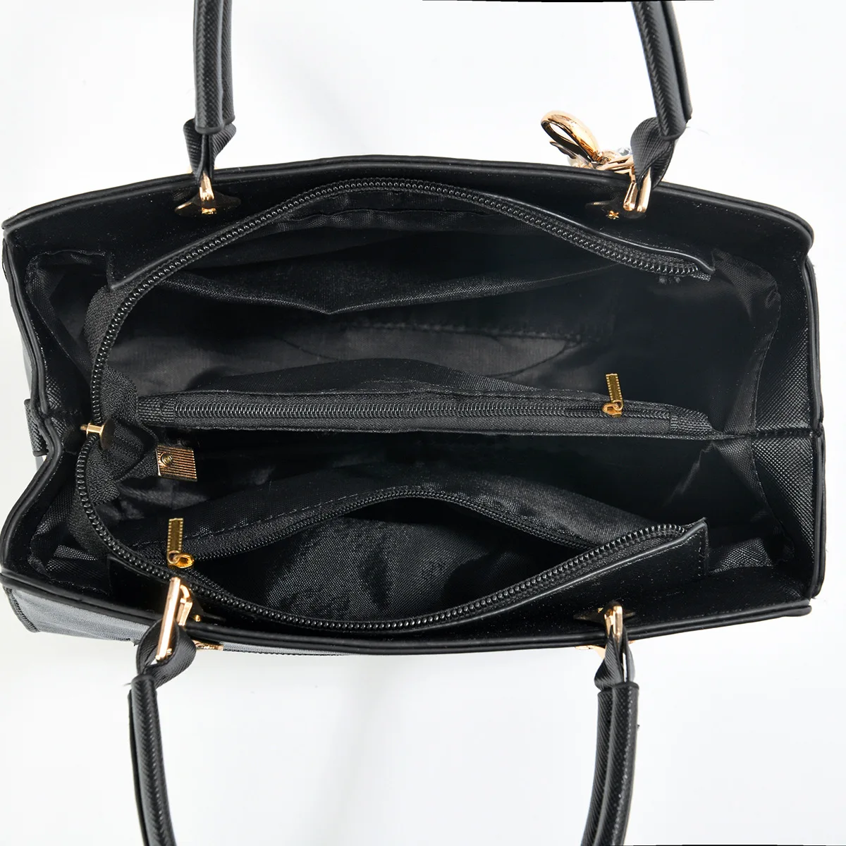 Damenhandtasche Leder Monogramm - usage example