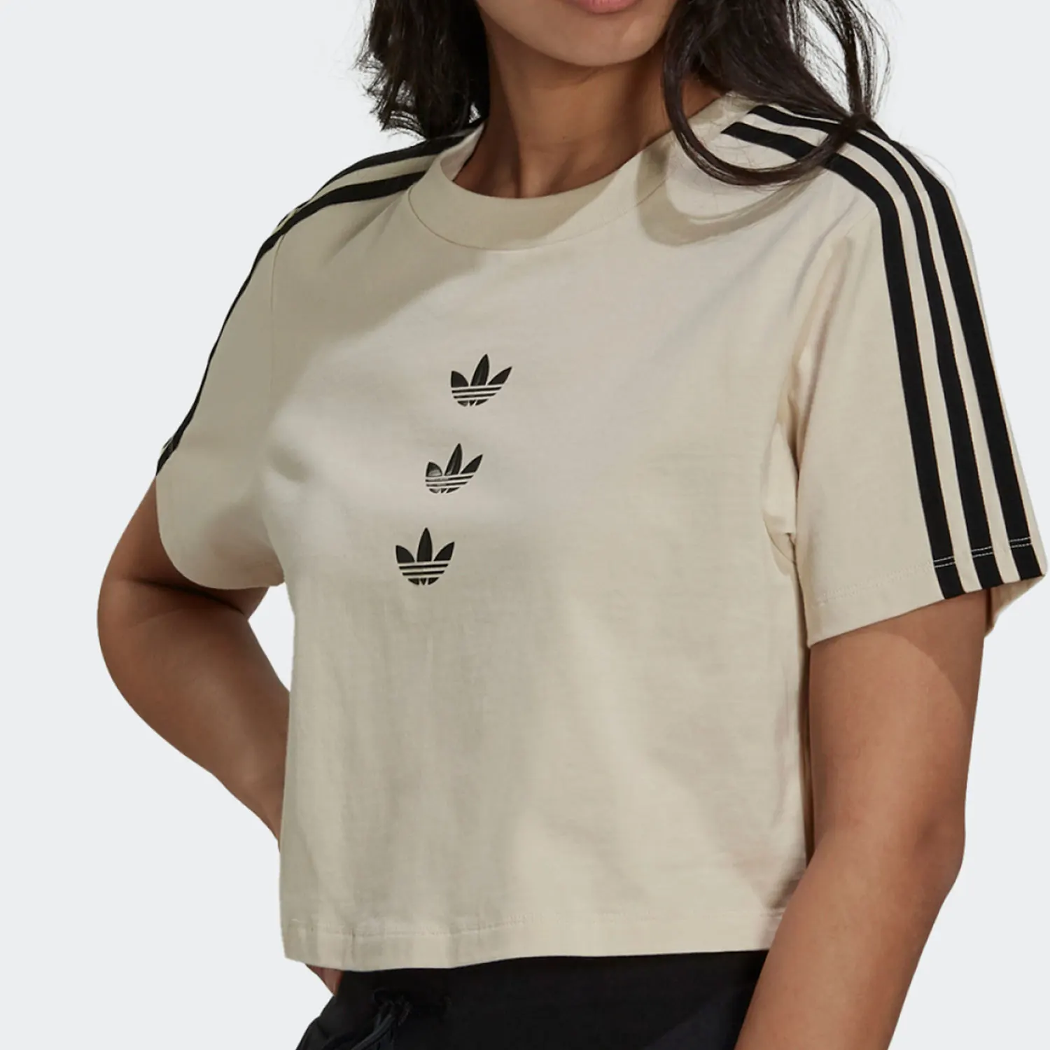 

Оригинальная женская повседневная спортивная футболка Adidas Three-Leaf с коротким рукавом GU2808