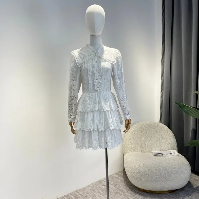 Mini vestido com bolo em camadas de açafrão feminino, qualidade superior, oco, bordado, branco, verde escuro, novo, Primavera, 2022