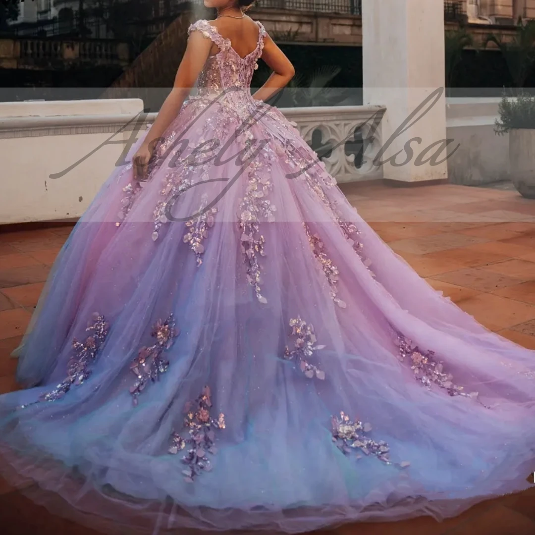 Customized Princess Lilac Quinceanera Dresses Ball Gown 3D Flowers Sweet 15 Year Old Girl Birthday Party Women Prom Occasion