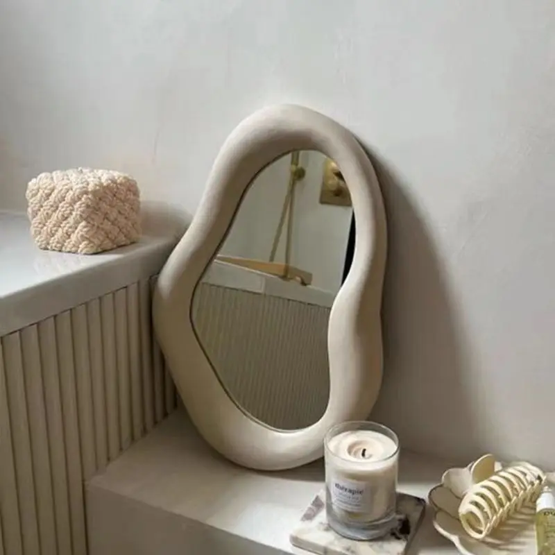 Espejo de maquillaje de cerámica de forma Irregular nórdica, espejo decorativo de escritorio, decoración de dormitorio y sala de estar