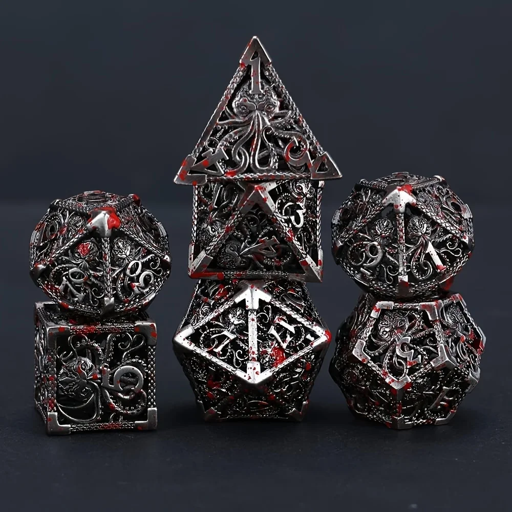 7-piece metal octopus dice set with hollow metal polyhedron dice, suitable for role-playing RPG board games and card games