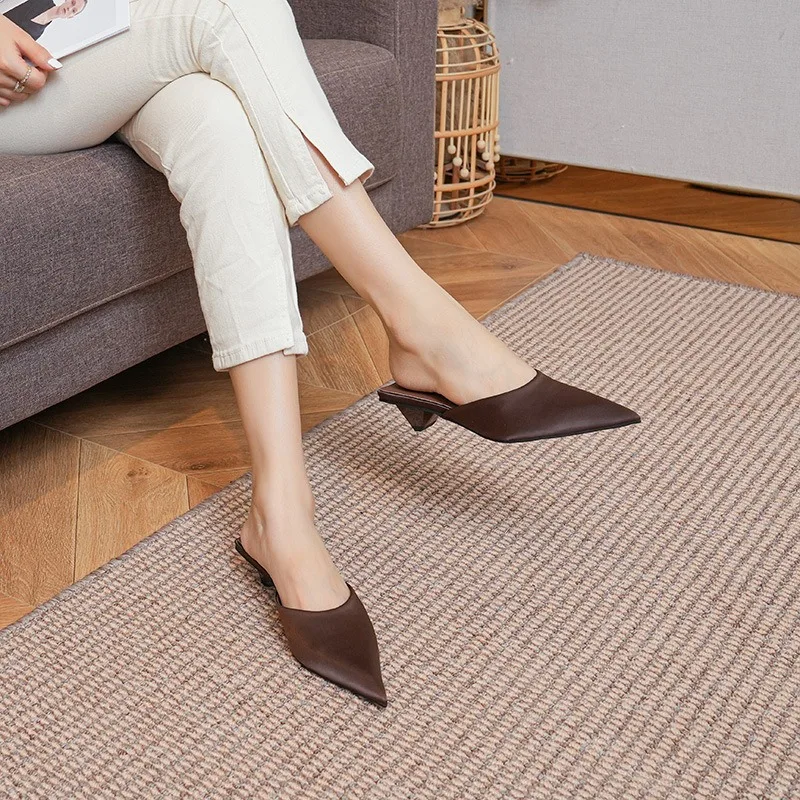 

Summer New Women's Shoes Fashion Pointed Tip Mueller Slippers for Woman Elegant French Casual Shoes Designer Shoes Zapatos Mujer