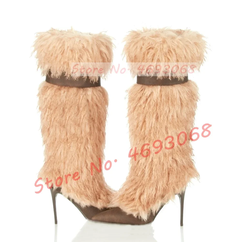 

Коричневые шерстяные сапоги до колена с ремешком на поясе. Женские зимние сапоги с острым носком на тонком высоком каблуке. Женские зимние сапоги с меховым сращиванием.