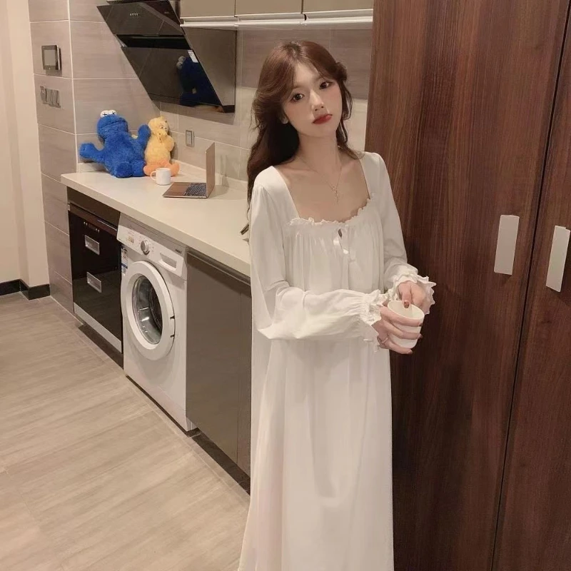 Long Sleeve Nightgowns Women New Fashion Vintage Sexy Lace Design Sweet Girls Simple Loose Graceful Pure Sleepwear Cozy Ins Midi