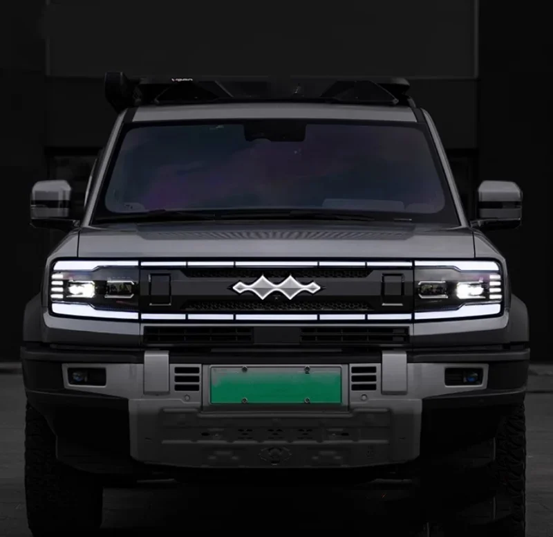 Car Luminous Grille Fit for BYD Leopard 5 Modification Black Warrior with Light Logo Grille Car Appearance Upgrade Parts