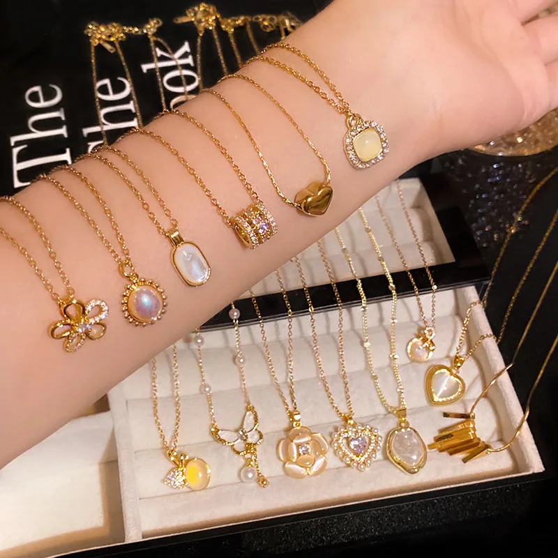 

Luxury Elegant Titanium Steel Necklace for Women Zircon Pearl Pendant Necklace Fashion Jewelry Accessories