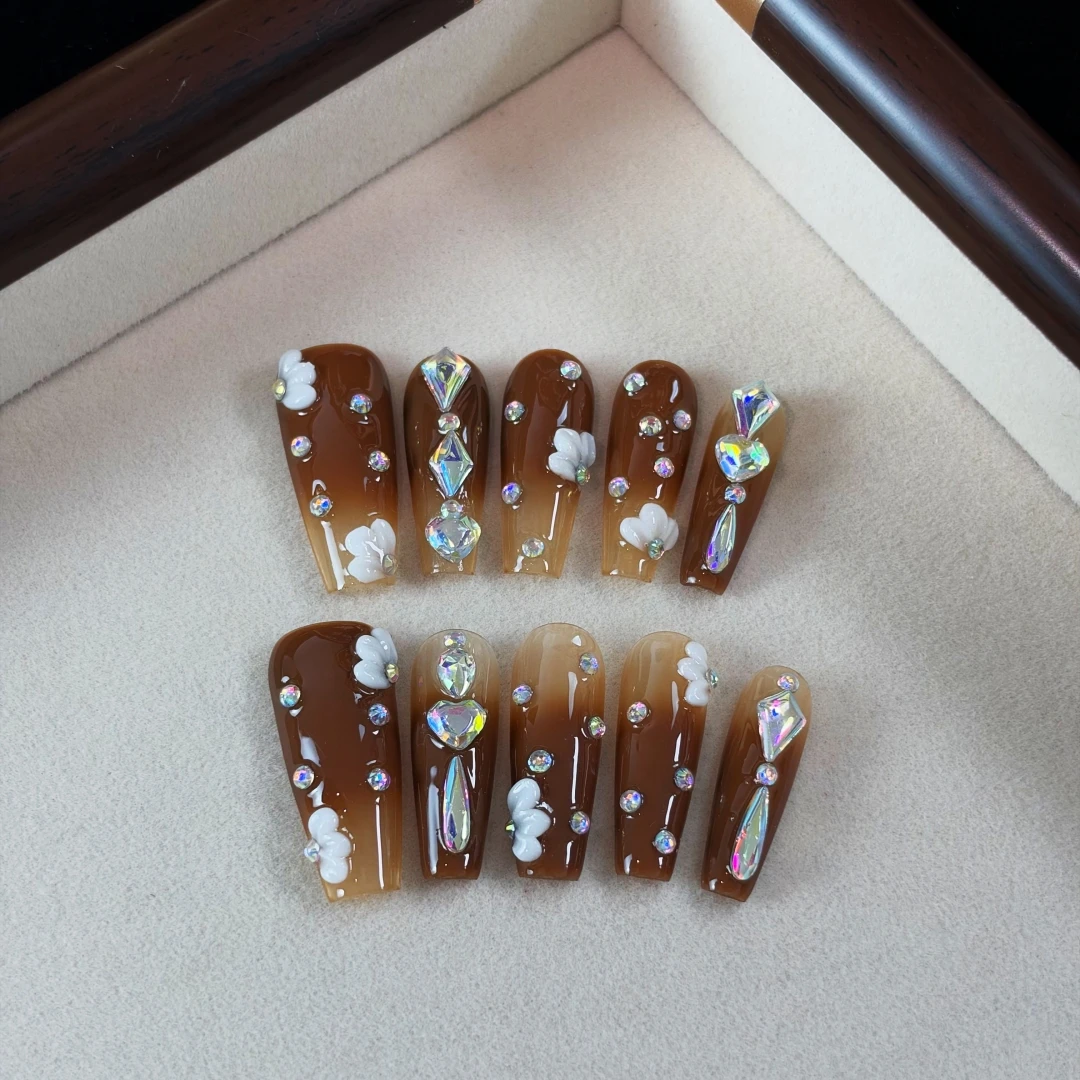 10pcs High-end Luxury-lite style design, hand-painted three-dimensional patterns, dazzling stacked diamonds handmade fake nails