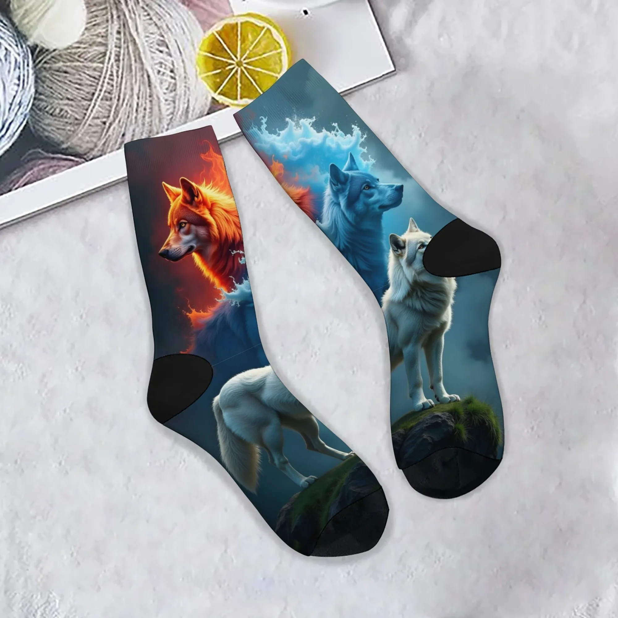Harajuku Retro Fantasy Ice and Fire Style Freizeitsocken mit Flame Wolf Ice Wave und White Wolf Pattern – Herrensocken – lustiges Geschenk