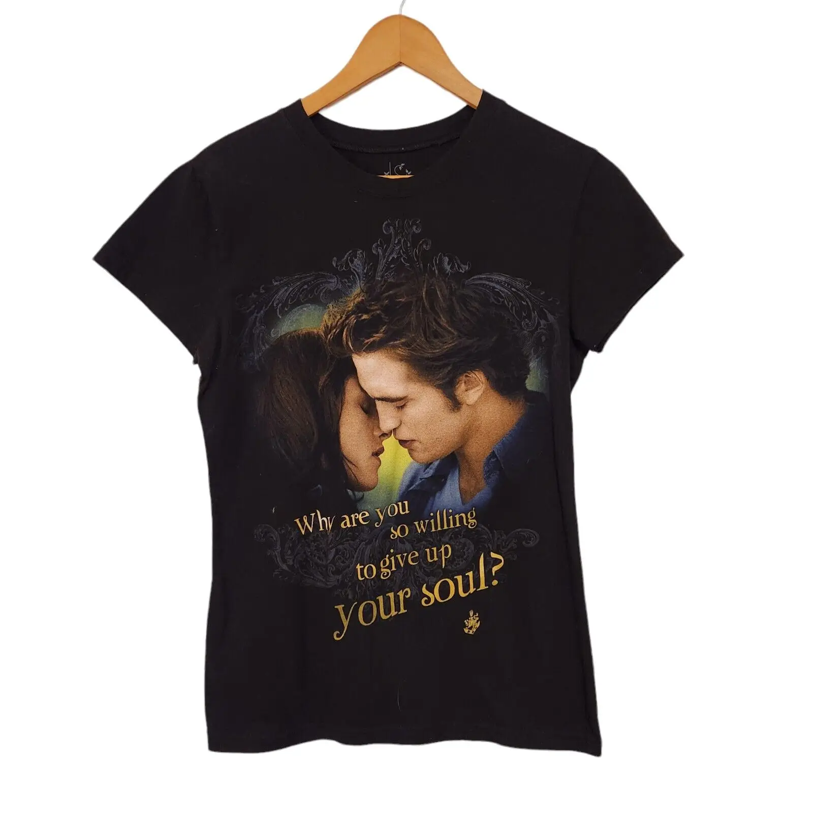 

Twilight Saga New Moon T-Shirt Women’s Large Movie Promo 2009 Emo Y2K