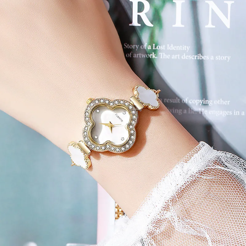 Women Quartz Watch Ladies Wristwatch Four Leaf Clover Mother Of Pearl Watch For Niche Temperament Retro Style Diamond Encrusted