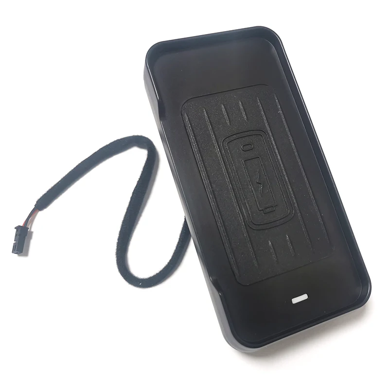 Car wireless fast charging holder for Renault Clio 4 2013 2014 2015 2016 2017 2018 2019 15W mobile phone charger charging plate