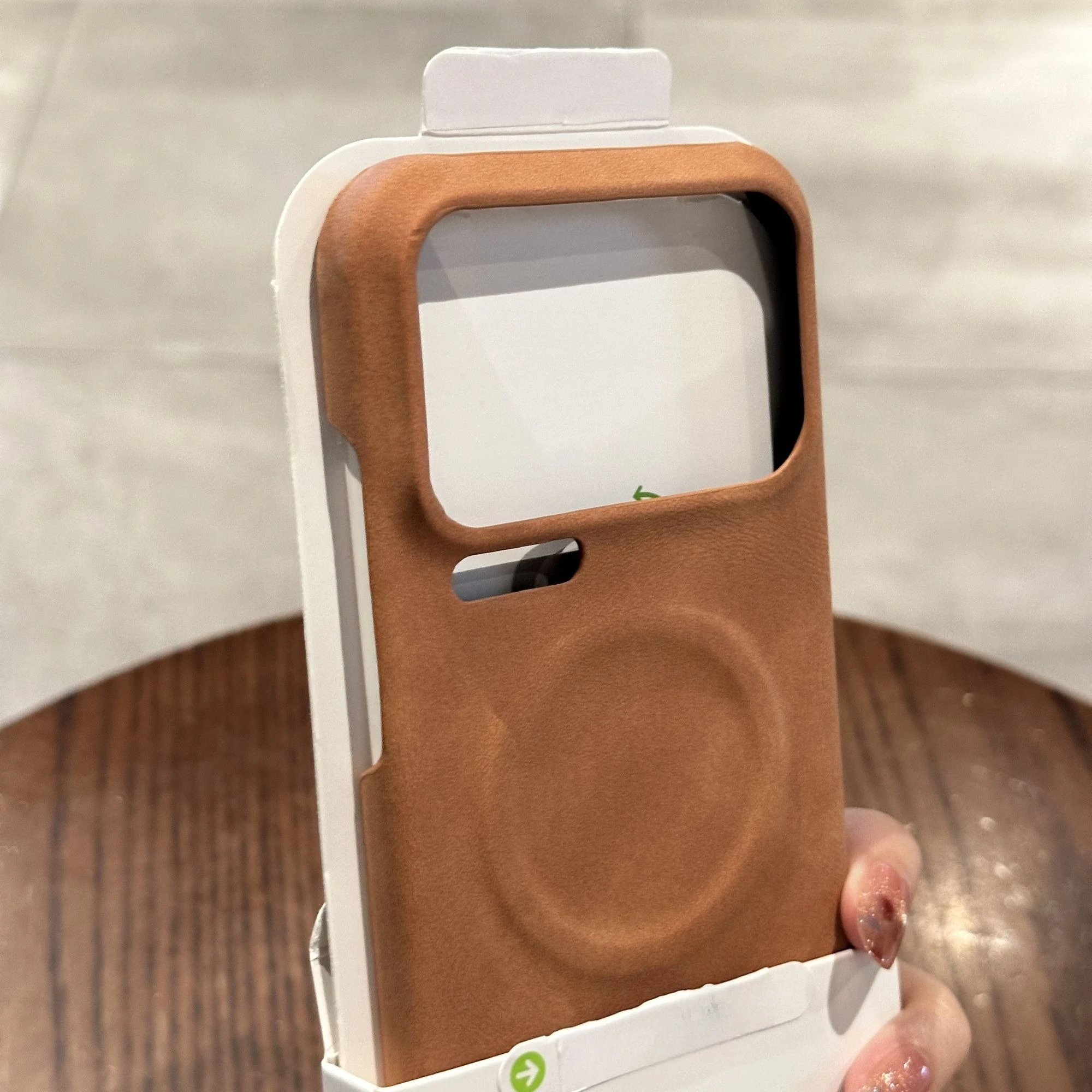 حافظة لهاتف XIAOMI 17 Pro Max غطاء بسيط من جلد الخراف المغناطيسي بلوري بدون حدود لهاتف XIAOMI 17 Pro Max ممتص للصدمات Funda