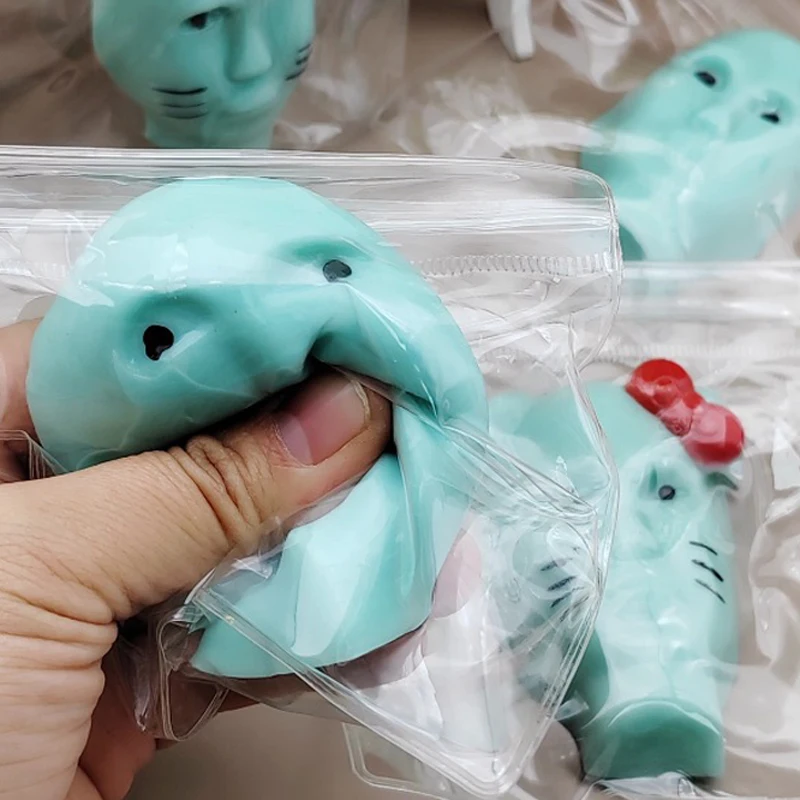 Simulation of Alien Extrusion Slow Rebound Toys Decompression Soft Waxy Alien Fingers Pinch Toys Funny Gifts for Children