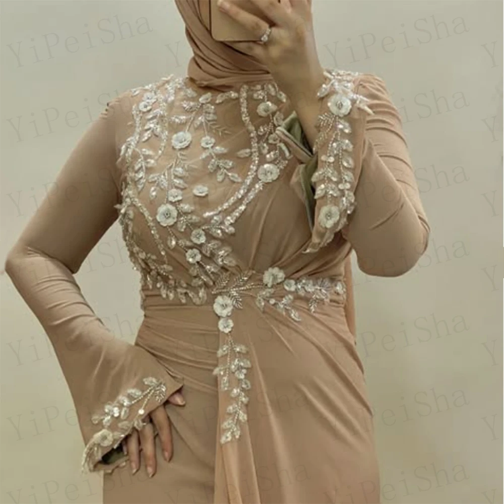 Robe de bal trapèze personnalisée, longueur au sol, col haut, manches longues, fleurs à la mode, robe de soirée drapée à paillettes