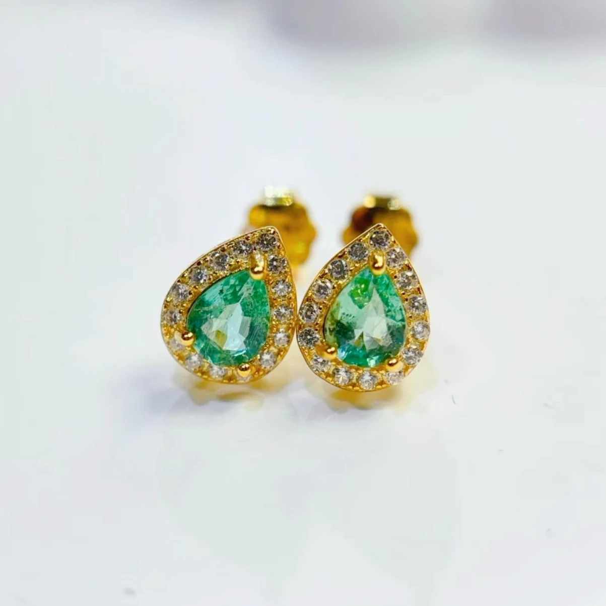 

Colombian Emerald Earrings 925 Silver Stud Earrings for Women 4mm*5mm 0.6ct Natural Emerald Jewelry Allergy Free