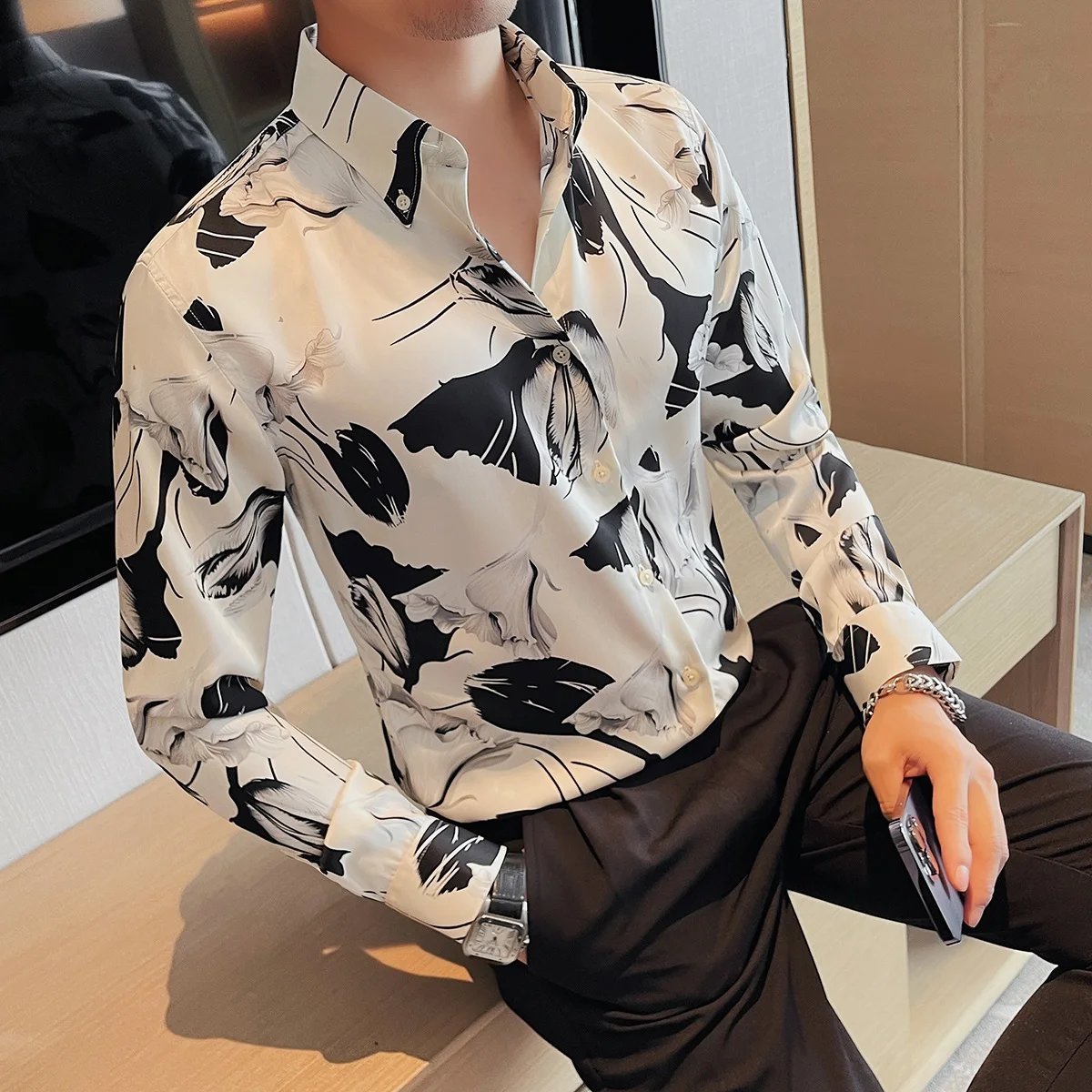 

Men's Classic Print Dress Shirt Covered Placket Formal Business Standard-fit Long Sleeve Office Work Contrast Shirts Q93