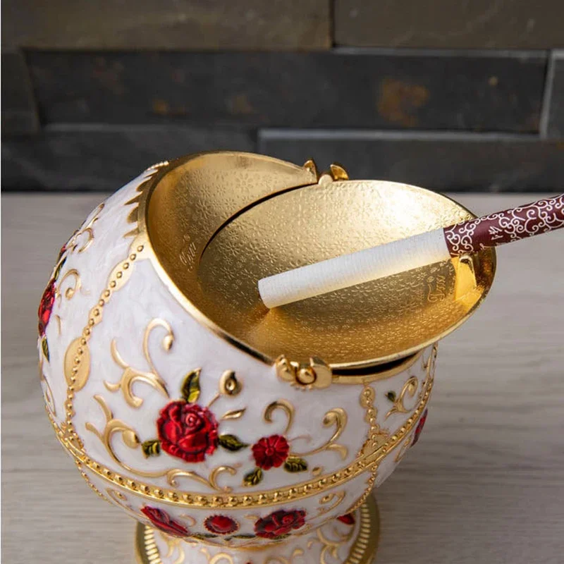 Exotic Antique Sphere Ash Tray Instant Smokeless Ashtray with Lid Cap Cigarette Cigar Portable Accesoires Windproof Smoke Free