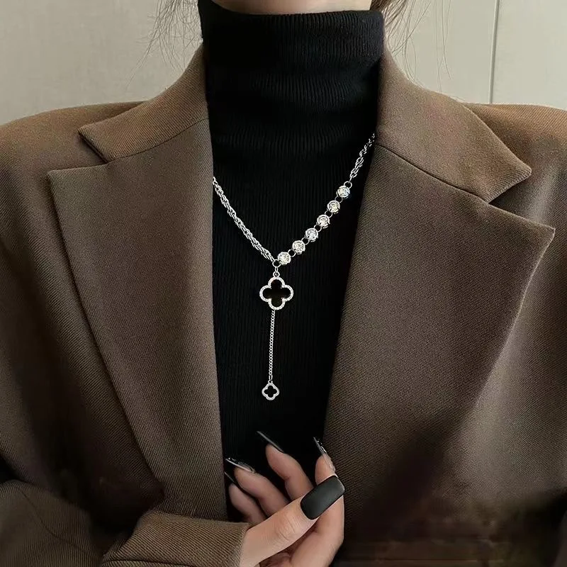 

Осенне-зимняя высококачественная цепочка для свитера со снежинками и бриллиантами для женщин, новинка 2024, длинное ожерелье, простая элегантная цепочка для толстовки для женщин