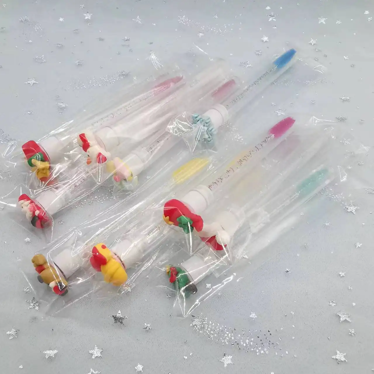 20 szt. Świąteczne szczoteczki do rzęs obrotowe z tubkami Jednorazowe aplikatory do tuszu do rzęs Szczoteczki do czyszczenia rzęs