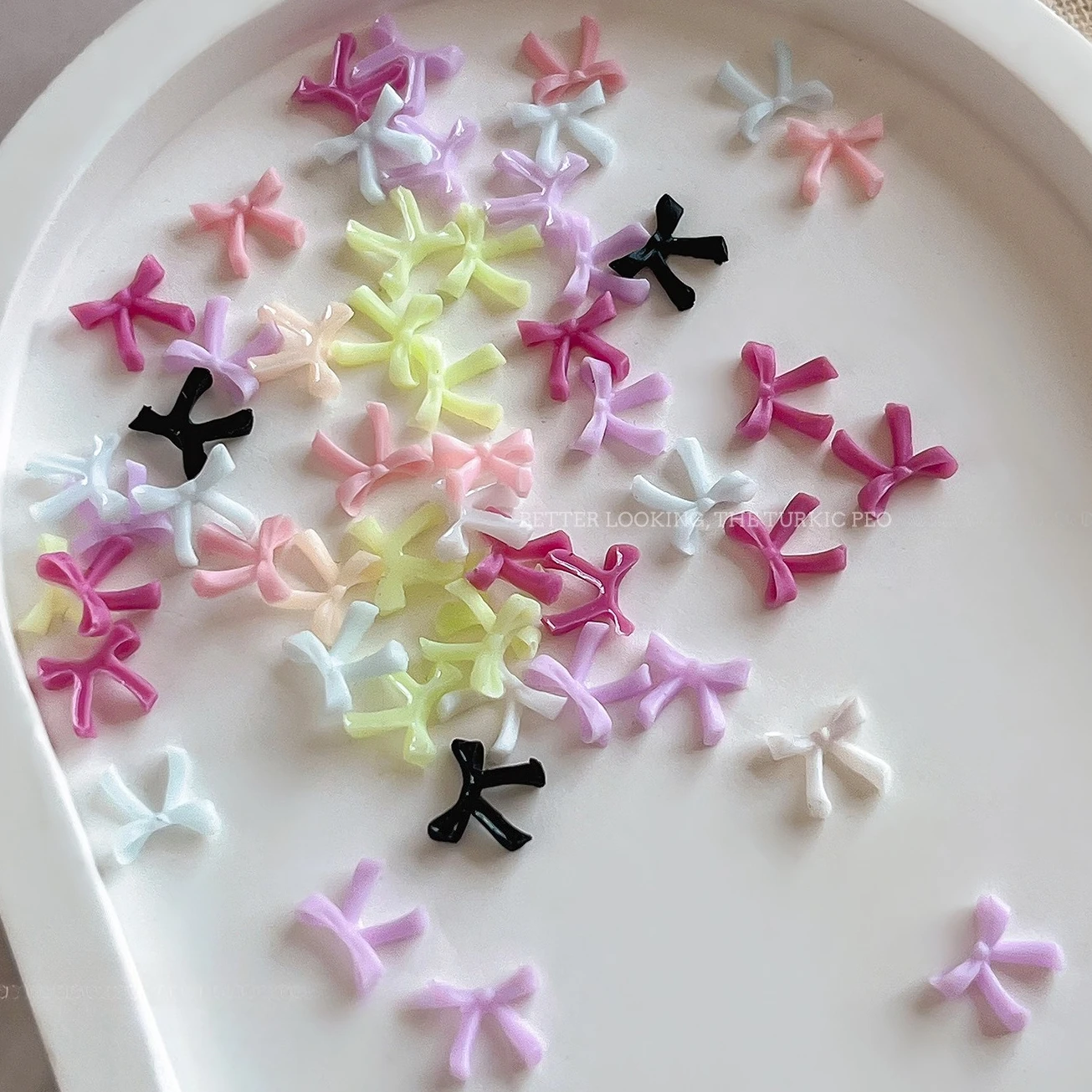 

Chic Delicate Colorful Sweet Resin Bow Tie Little Bowknot Cute Ribbon Charms Nail Art Decorations Manicure Accessories Nail Kits