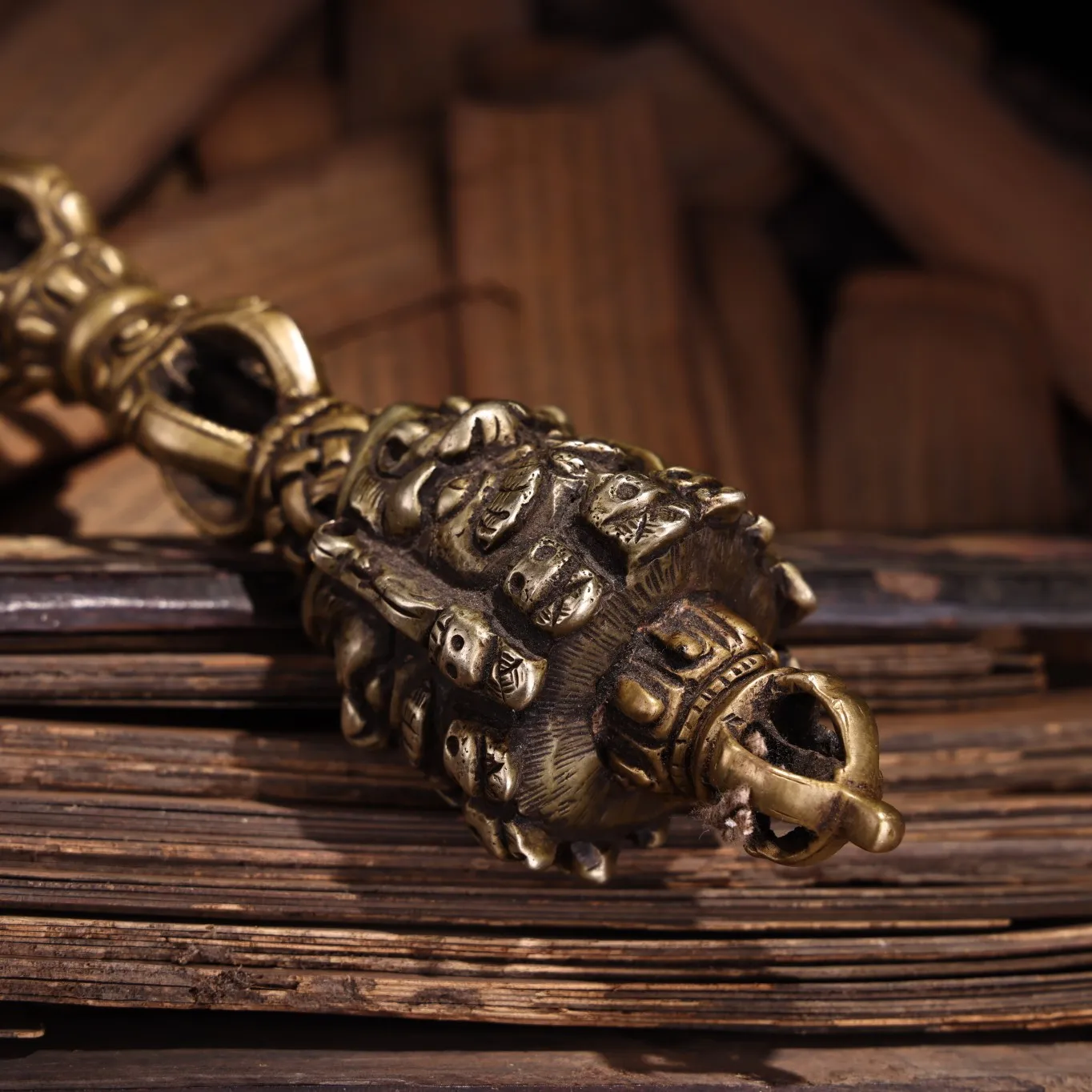 

13"Tibetan Temple Collection Old Bronze Cinnabar Three-sided Mahakala Head Skull Head Dorje Vajra Phurpa Town house Exorcism
