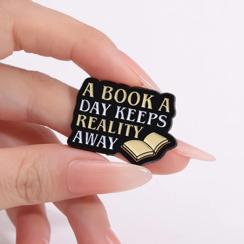 Endless TBR Emaille Pins Benutzerdefinierte Constant Reader Late Night Reader Club Brosche Revers Abzeichen Cartoon Schmuck Geschenk für Kinder Freunde