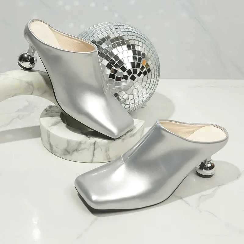 2025 nuove pantofole da donna a testa quadrata Baotou elegante trama pendolarismo tempo libero semplici classici tacchi alti in vetro taglia 35-42