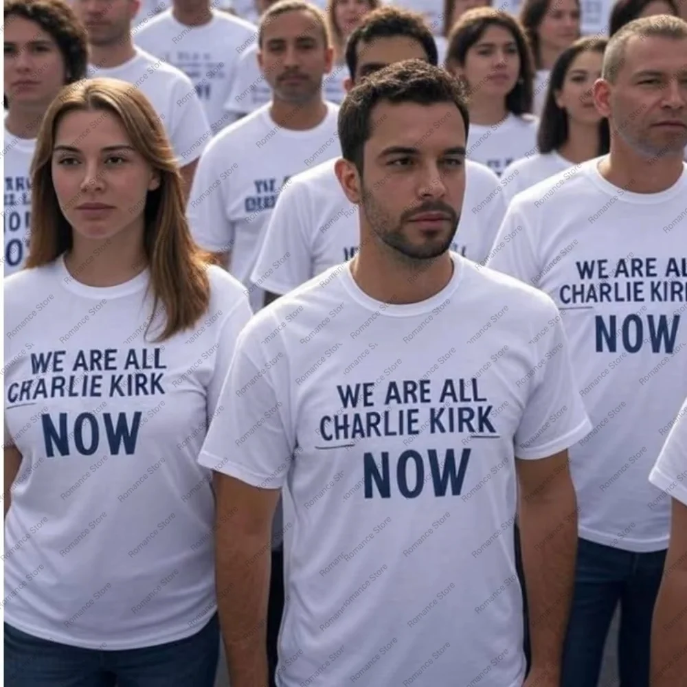تشارلي كيرك تحية تي شيرت نحن جميعًا تشارلي كيرك الآن تي شيرت باتريوت الأمريكي العظيم تي شيرت رجالي نسائي قمصان أطفال تي شيرت