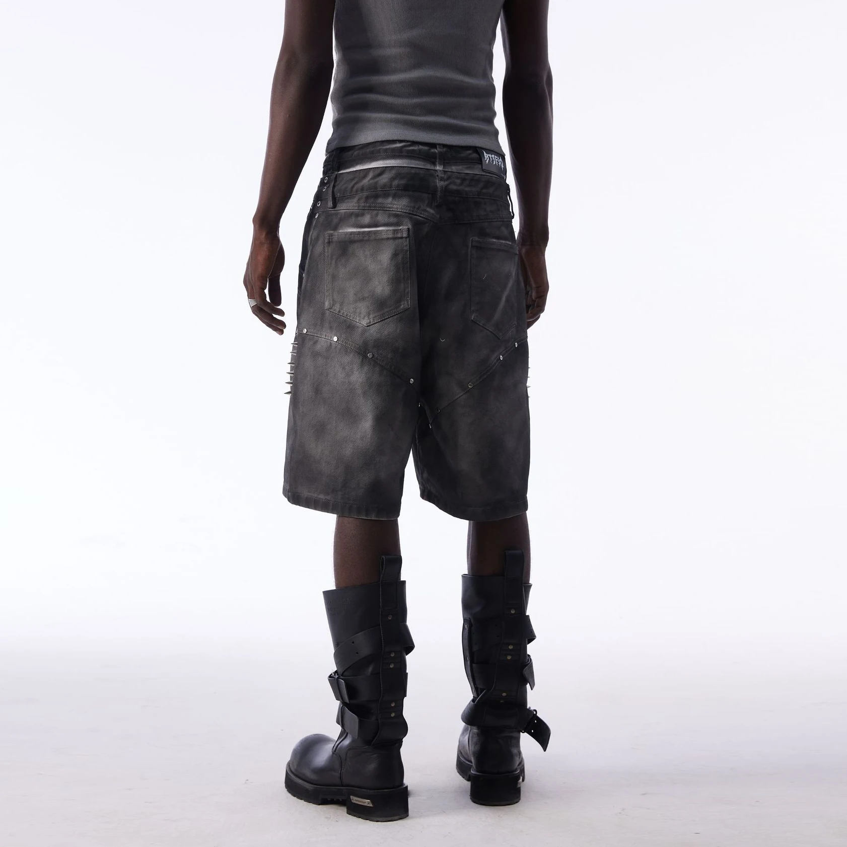2026 Vintage High Street Baggy Denim Shorts Men Washed Graffiti Dirty Jean Shorts Loose Casual Summer Five Point Pants