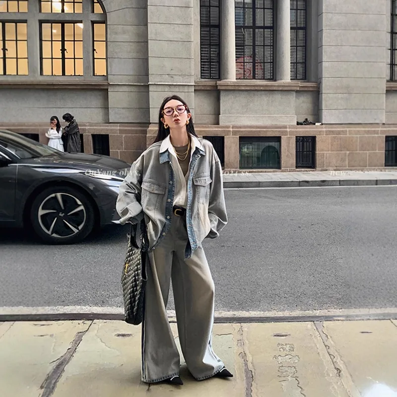 

Верхняя одежда Модная и индивидуалистичная стираная джинсовая куртка Женская свободная осенняя куртка в стиле ретро Design Sense Niche Повседневное верхнее пальто