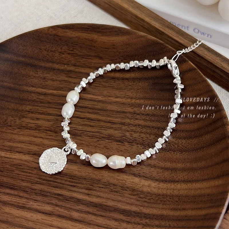 Silver Pearl Heart Nameplate Adjustable Chain Bracelet for Women Girls Premium Quality Best Friend Gift Daily Party Elegant Wear