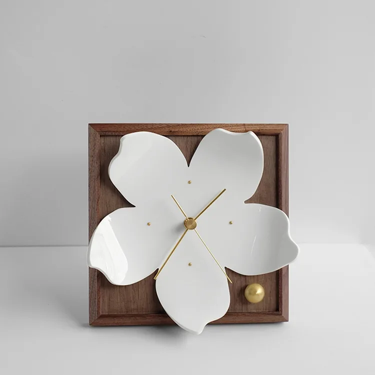 Nuevo reloj de mesa original con bonito flor de cerezo, reloj de mesa nórdico simple a la moda para sala de estar, decoración silenciosa de escritorio