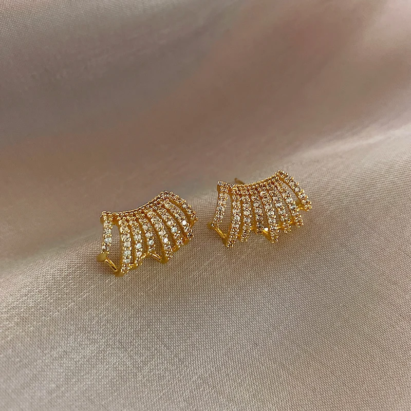 New Fashion Jewelry Design High-level Sense of Multi-layer Micro-inlaid Zircon Claw Shape Exquisite Fairy Earrings for Women