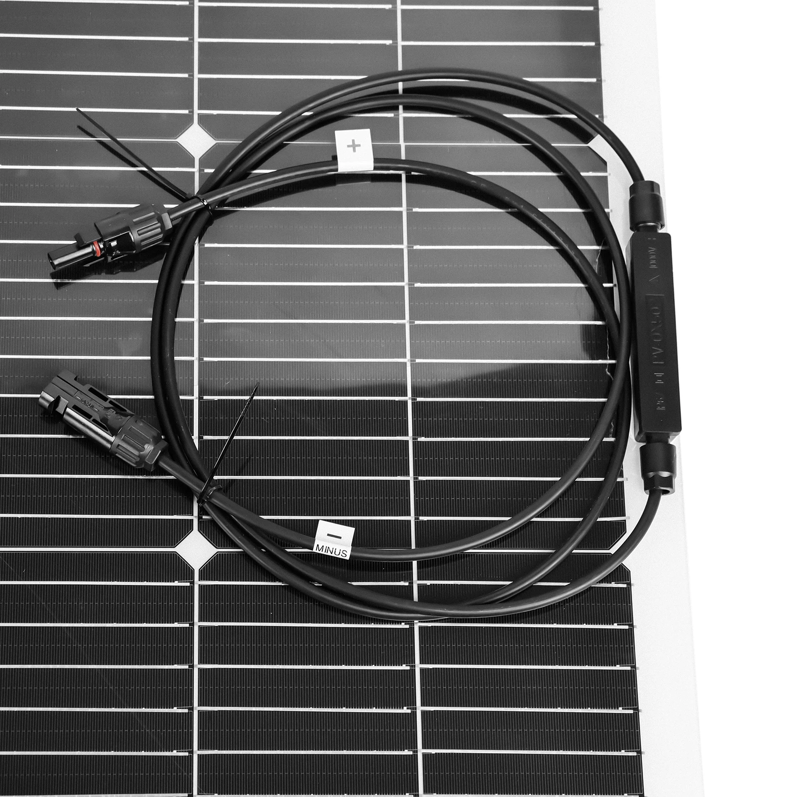 Imagem -04 - Ggj 150w 17v 34v Painel Solar Monocristalino Flexível à Prova Dágua com Conector Fotovoltaico para Equipamentos de Acampamento rv Barco Sistema Doméstico