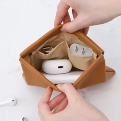 Borsa per il trucco Mini borse portaoggetti portatili per rossetto Borsa portaoggetti in PU Borsa da viaggio per cavo dati di nicchia giapponese versione coreana