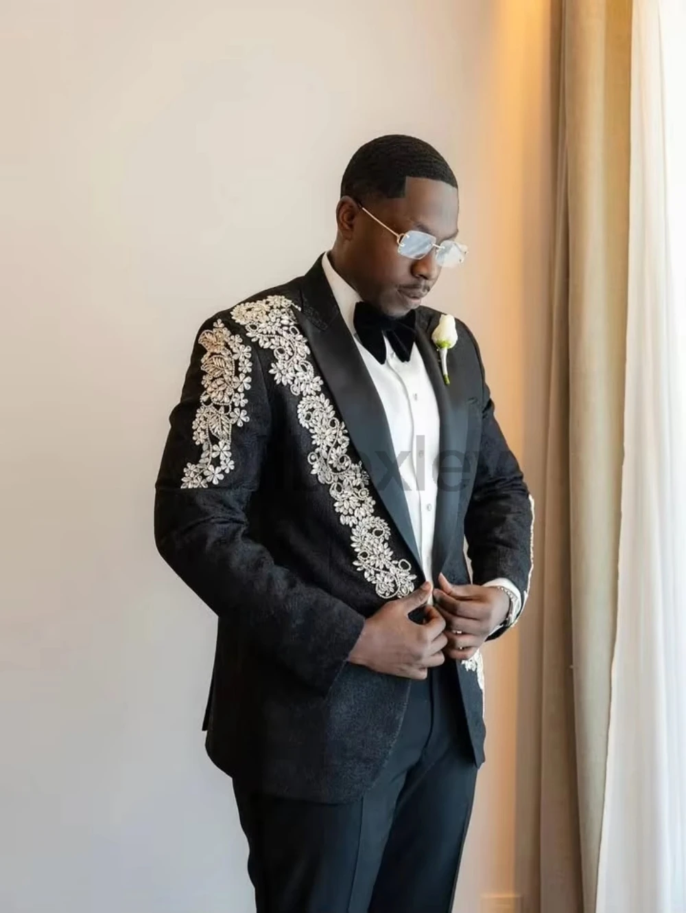 Olibexley Luxury Men's Suit 2 Pieces Set Navy Blue Velvet Groom Party Jacket Pants Wedding Tuxedos Slim Fit Customized S371
