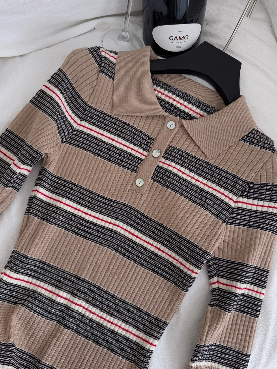 Slim Fit tricoté Wrap Dr avec col rabattu t-shirt boutons Seven Sve taille haute été Faion pour les jeunes femmes