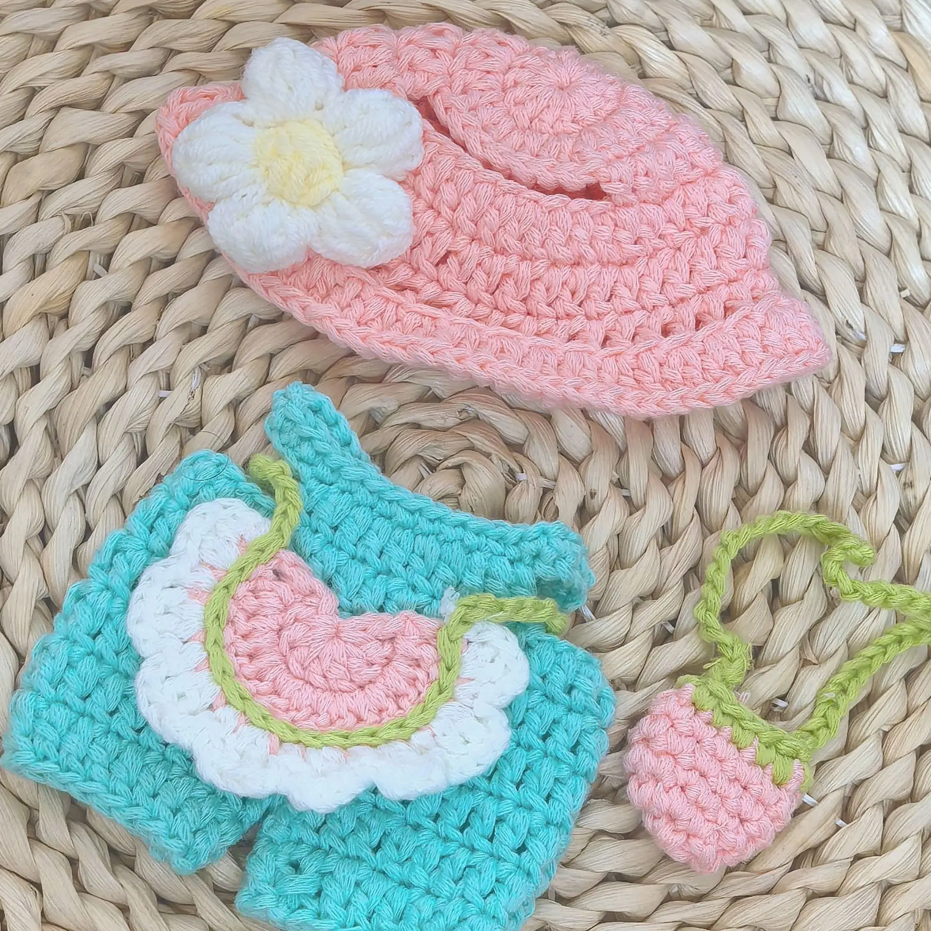 

Labubu 2nd Gen Macaron Party Labubu Handmade Knitted 1st 2nd and 3rd Generation Labubu Doll Clothes Macaron Fresh Style Doll