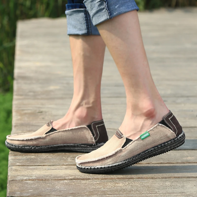 2023 Sommer neue Herren Denim Canvas Schuhe leichte atmungsaktive Strands chuhe Mode lässig Slip-On weiche flache Slipper große Größe heiß