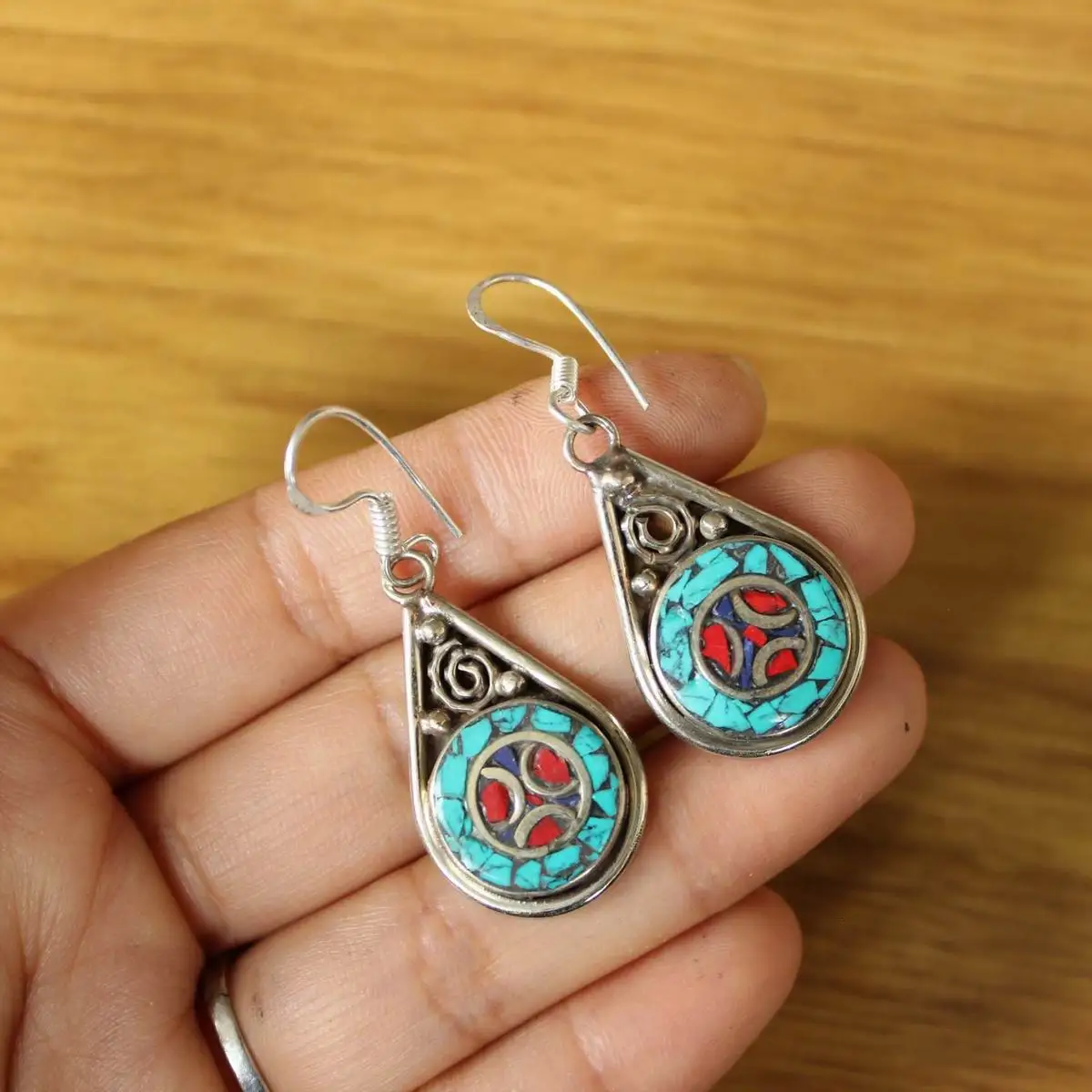 ER204 Ethnic Tibetan Copper Turquoises Coral Stone Water Drop Dangle Earring For Women