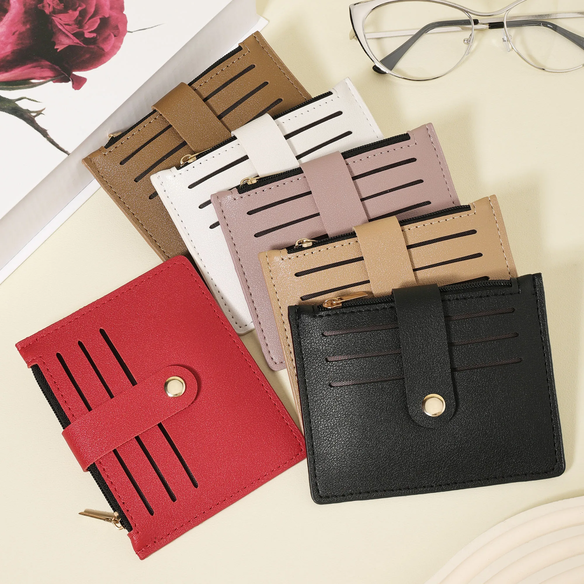 

Модный кошелек на молнии для мелочи, высококачественная сумка для хранения кредитных карт, простой и повседневный держатель для карт, идеально подходит для активного отдыха.